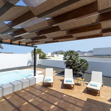 Sundar By Villa Playa Blanca (Lanzarote)